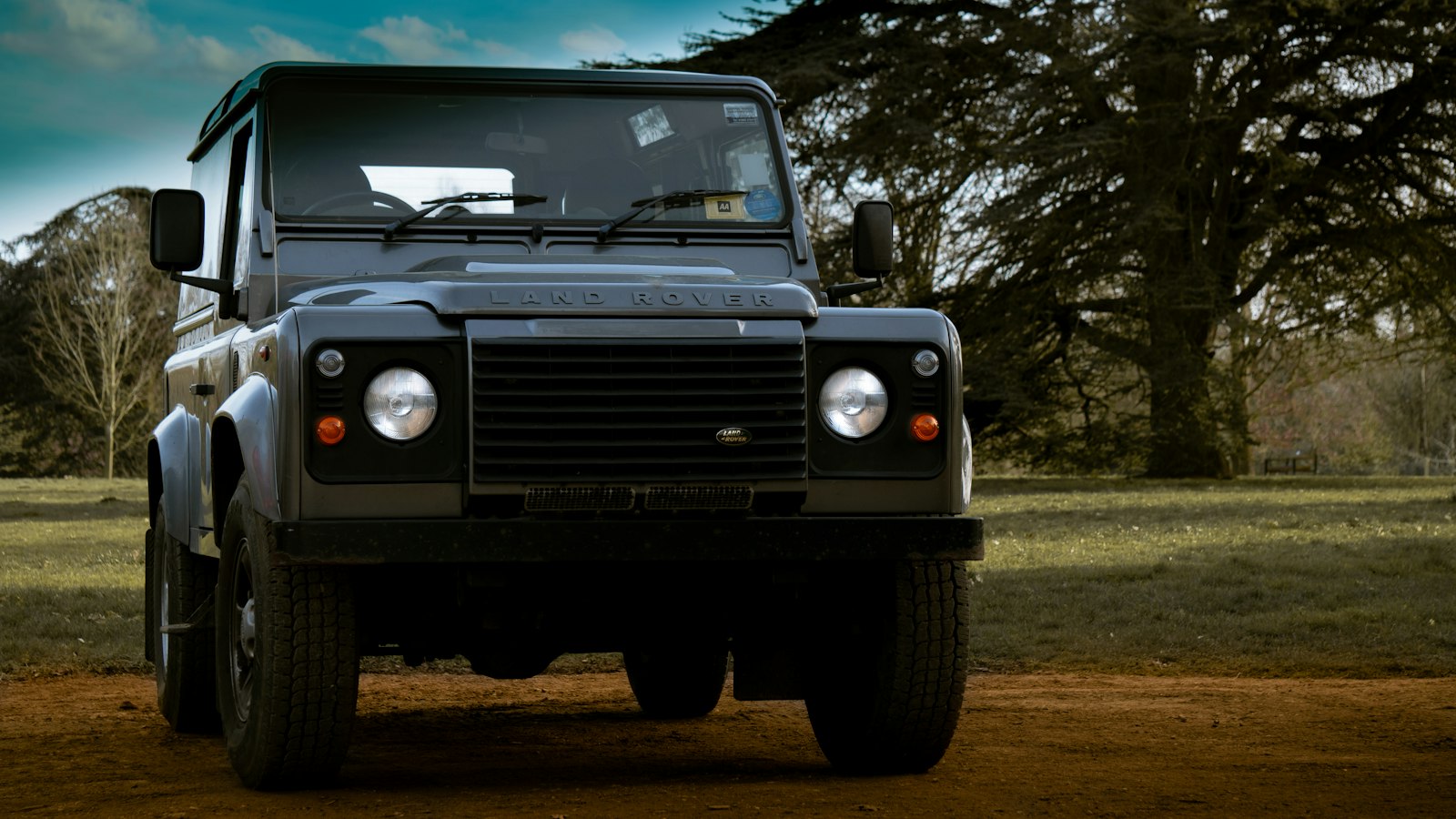 Featured image for “Land Rover Defender Winch Guide: Sizing, Mounting and What to Check”